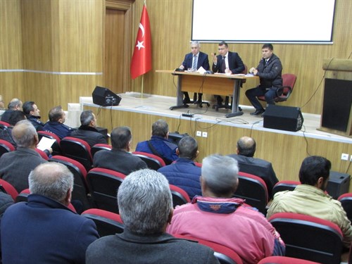 Kaymakamımız Erkan ADIBELLİ Başkanlığında Muhtarlar toplantısı düzenlenmiştir